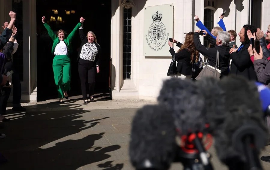 El Supremo británico dictamina que el término ‘mujer’ está determinado por el sexo biológico