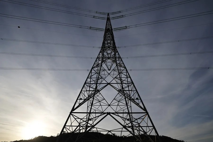 España recupera el 99,16 % de la demanda eléctrica tras el apagón