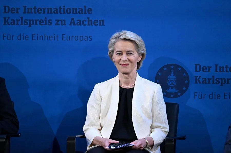 Von der Leyen llama a construir un gran proyecto unificador para «una Europa independiente»