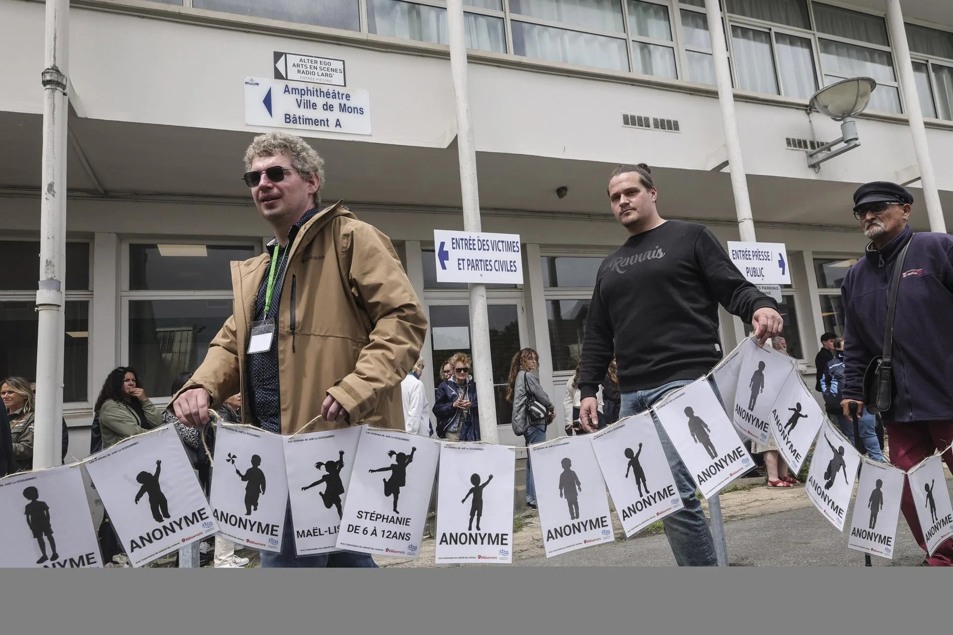 Condenan al excirujano Le Scouarnec, el mayor pederasta de Francia, a 20 años de prisión por agresiones sexuales a 299 víctimas
