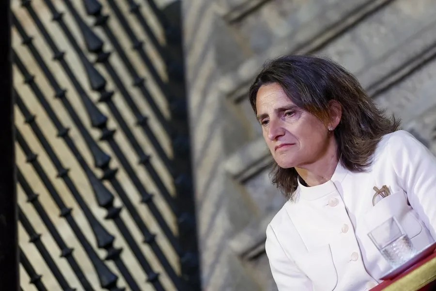 Teresa Ribera dice que la UE «no se va a arrugar» ante el «chantaje» arancelario de Trump