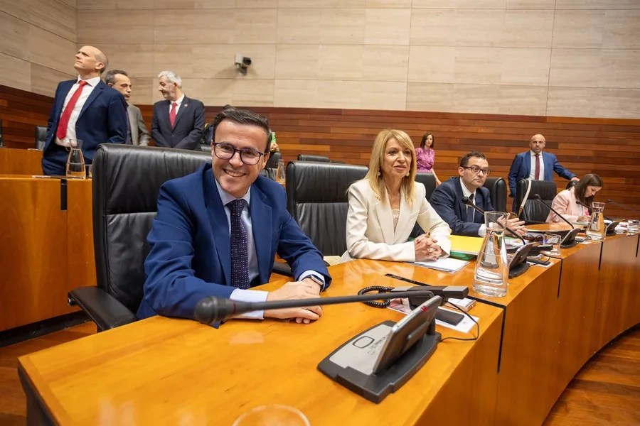 El TSJ de Extremadura no reconoce el aforamiento de Miguel Ángel Gallardo y rechaza asumir el caso