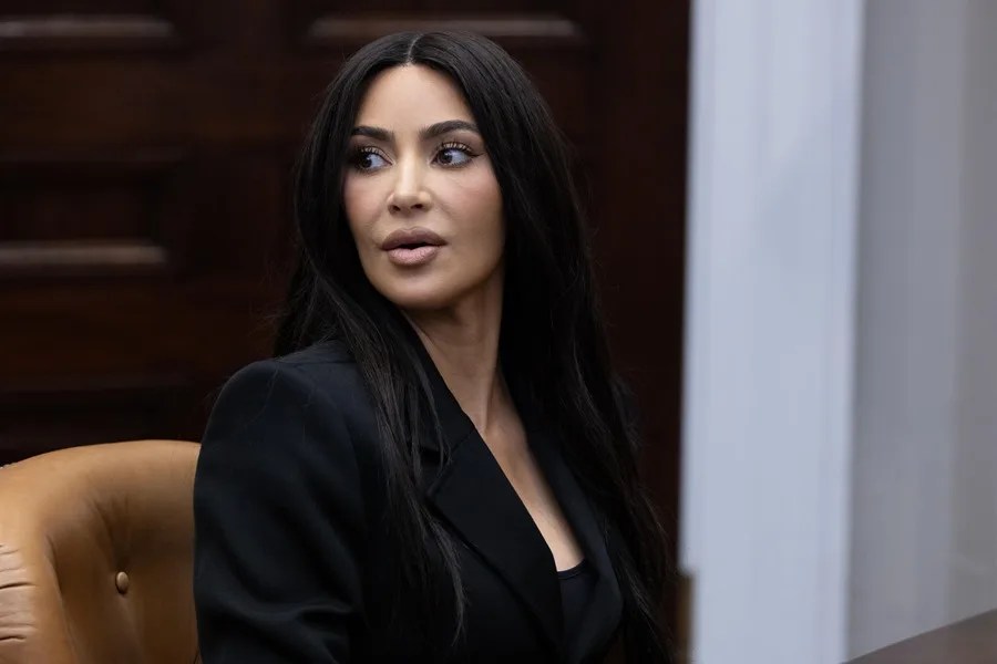 Kim Kardashian denuncia redadas «inhumanas» en Los Ángeles y defiende a los inmigrantes