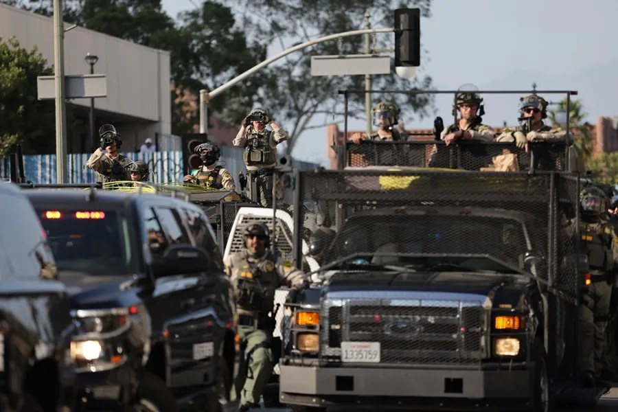 Un tribunal suspende el fallo que devolvía el control de la Guardia Nacional a California