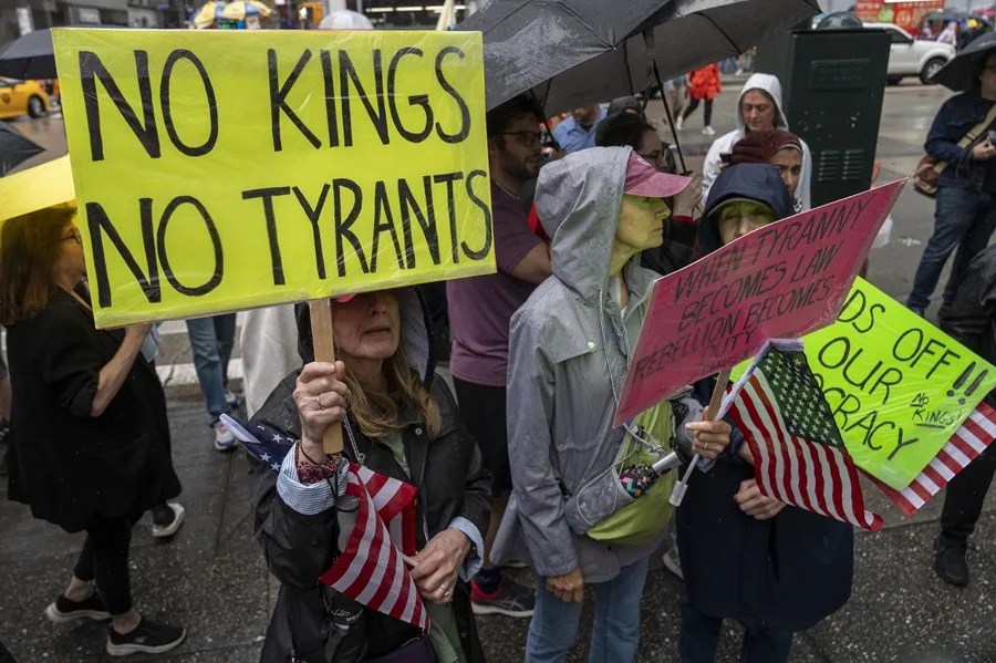Las calles de EE.UU. se llenan de masivas protestas contra el «autoritarismo» de Trump