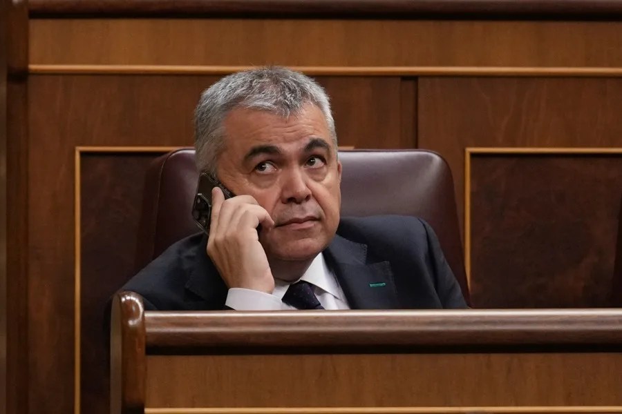 Santos Cerdán sigue sin registrar en el Congreso su renuncia al escaño