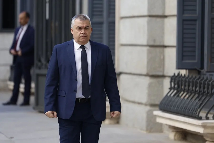 ERC avisa a Sánchez de que «no podrá seguir contando» con su apoyo si «amparó» a Cerdán