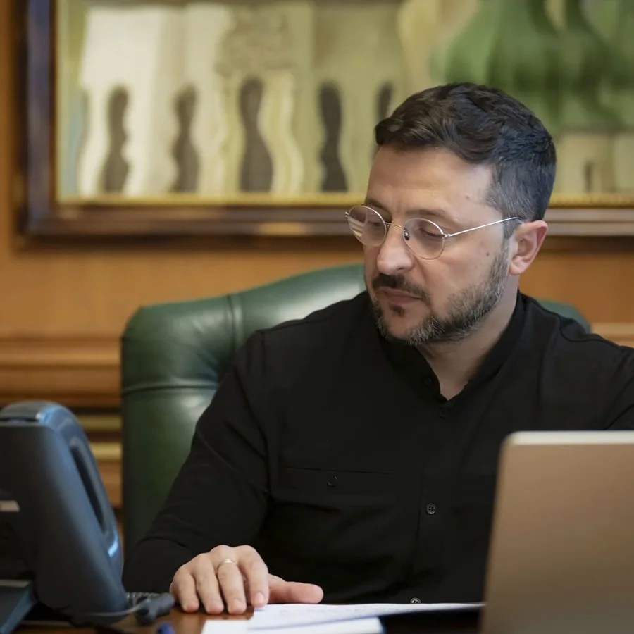 Zelenski teme que Rusia está engañando a Trump, que sigue acercándose al Kremlin