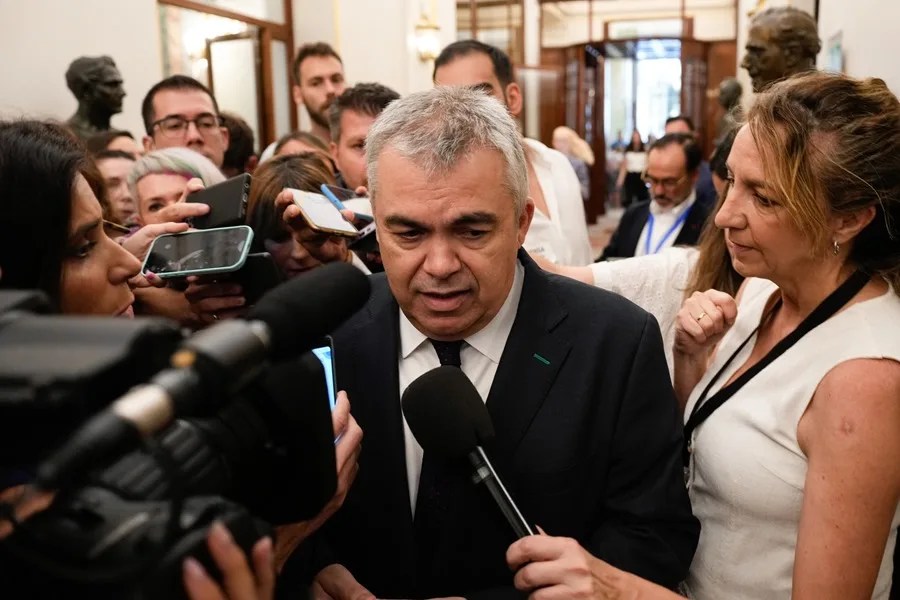 Santos Cerdán niega haber intervenido en amaños de contratos públicos