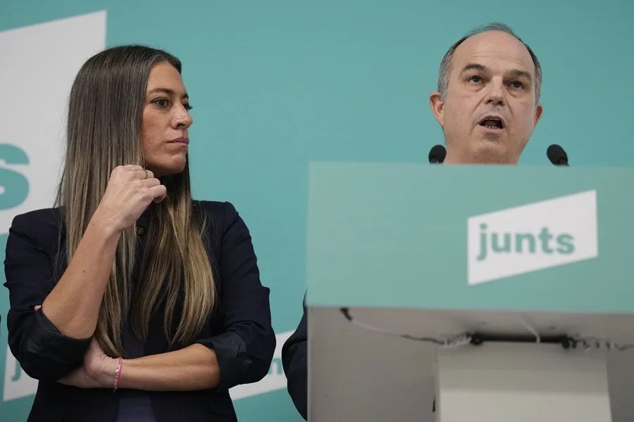 Junts pide una reunión urgente con Sánchez para evaluar la «viabilidad» de la legislatura