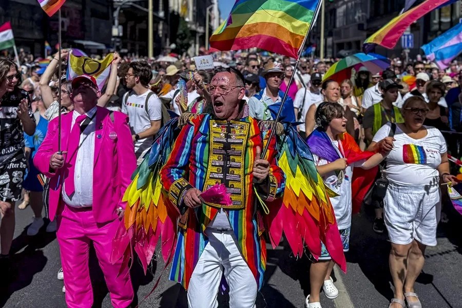 Orbán dice que en la Marcha del Orgullo hubo cosas repugnantes y fue ordenado desde Bruselas