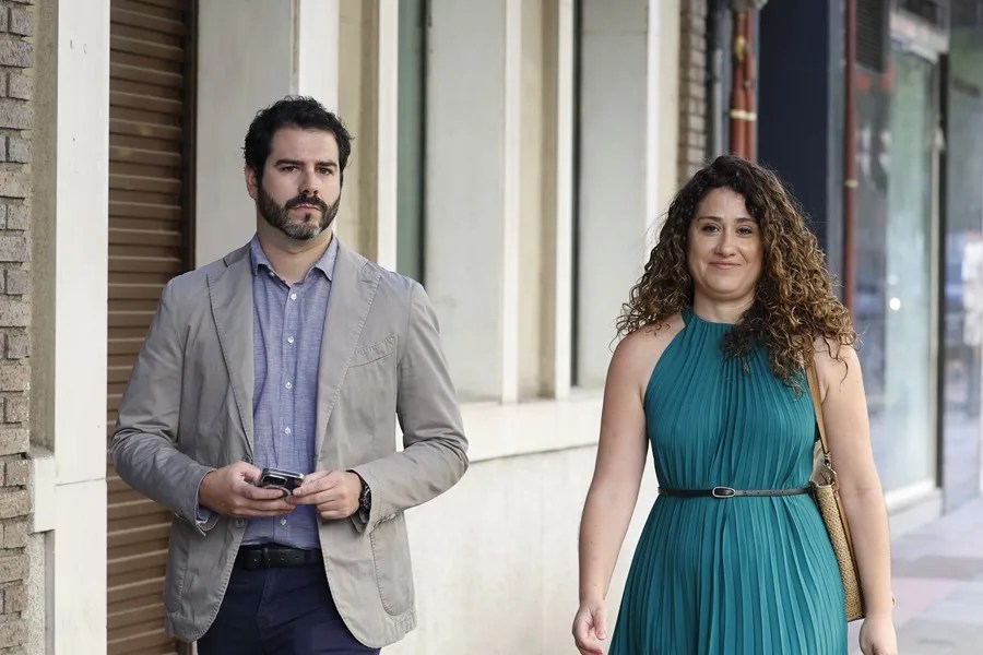 El PSOE dice que está «dando la cara» y reta al PP a presentar una moción de censura
