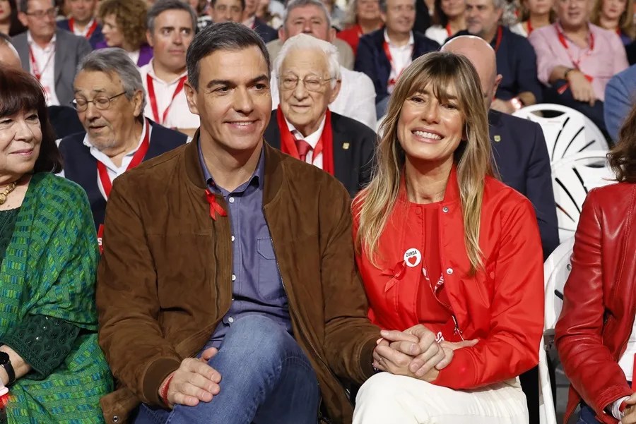 La Justicia ordena investigar la actuación de Pedro Sánchez sobre los negocios de su mujer