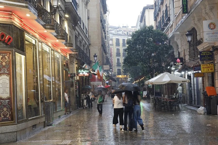 Tormentas, lluvia y calor ponen en alerta a cinco comunidades, con especial intensidad en Aragón