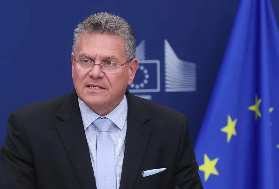 La UE y EEUU se acercan a un acuerdo sobre aranceles del 15 % a los productos europeos
