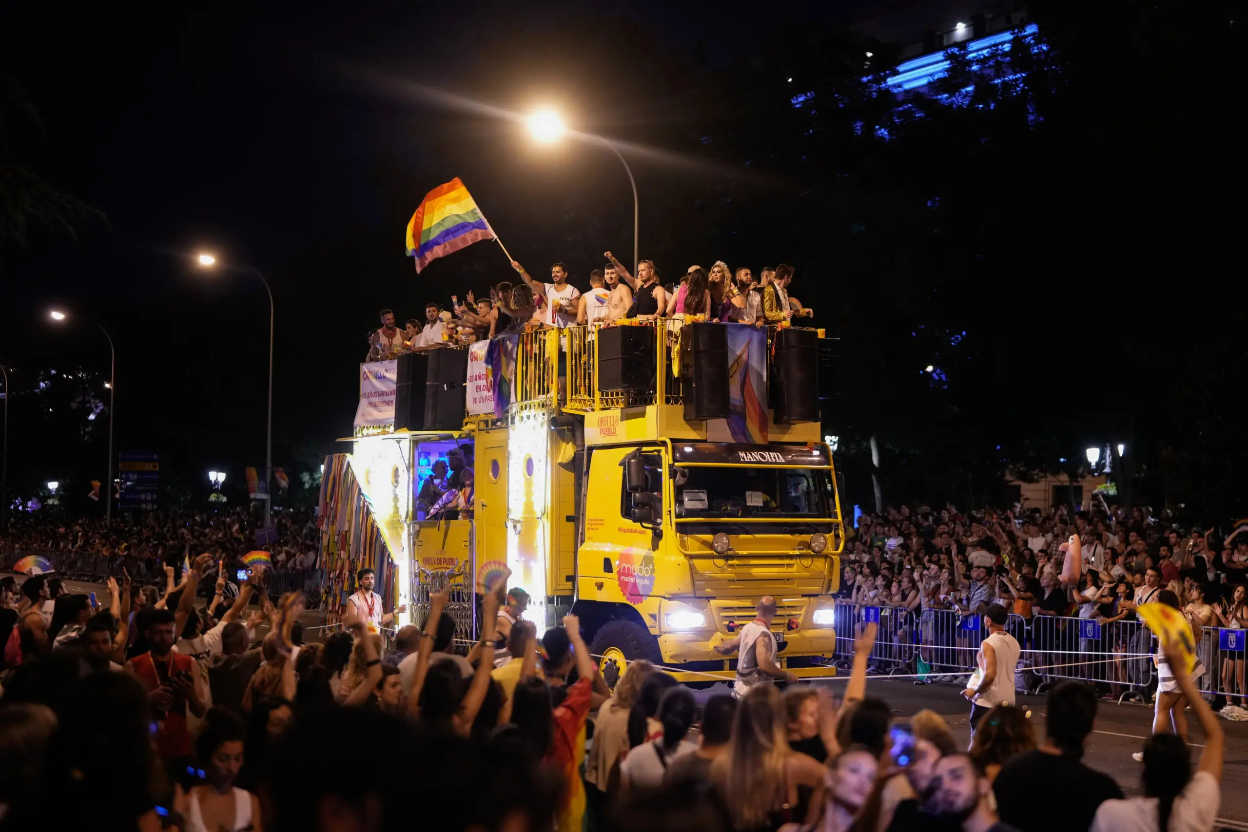 Miles de personas recorren el centro de Madrid en la marcha del Orgullo 2025
