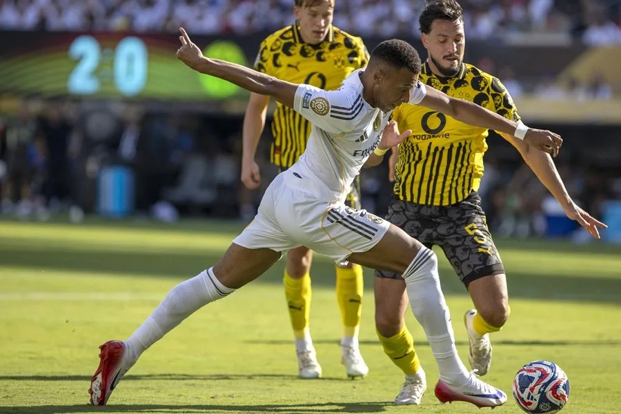 3-2. El Real Madrid se deshace con angustia del Borussia Dortmund y chocará en semifinales contra el PSG