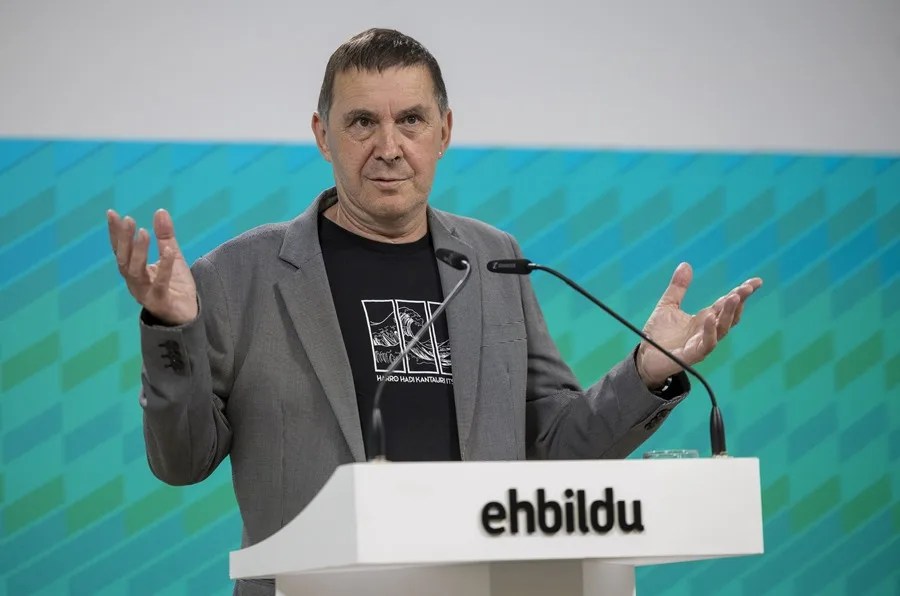 Arnaldo Otegi admite que Antxon Alonso intermedió entre Santos Cerdán y él