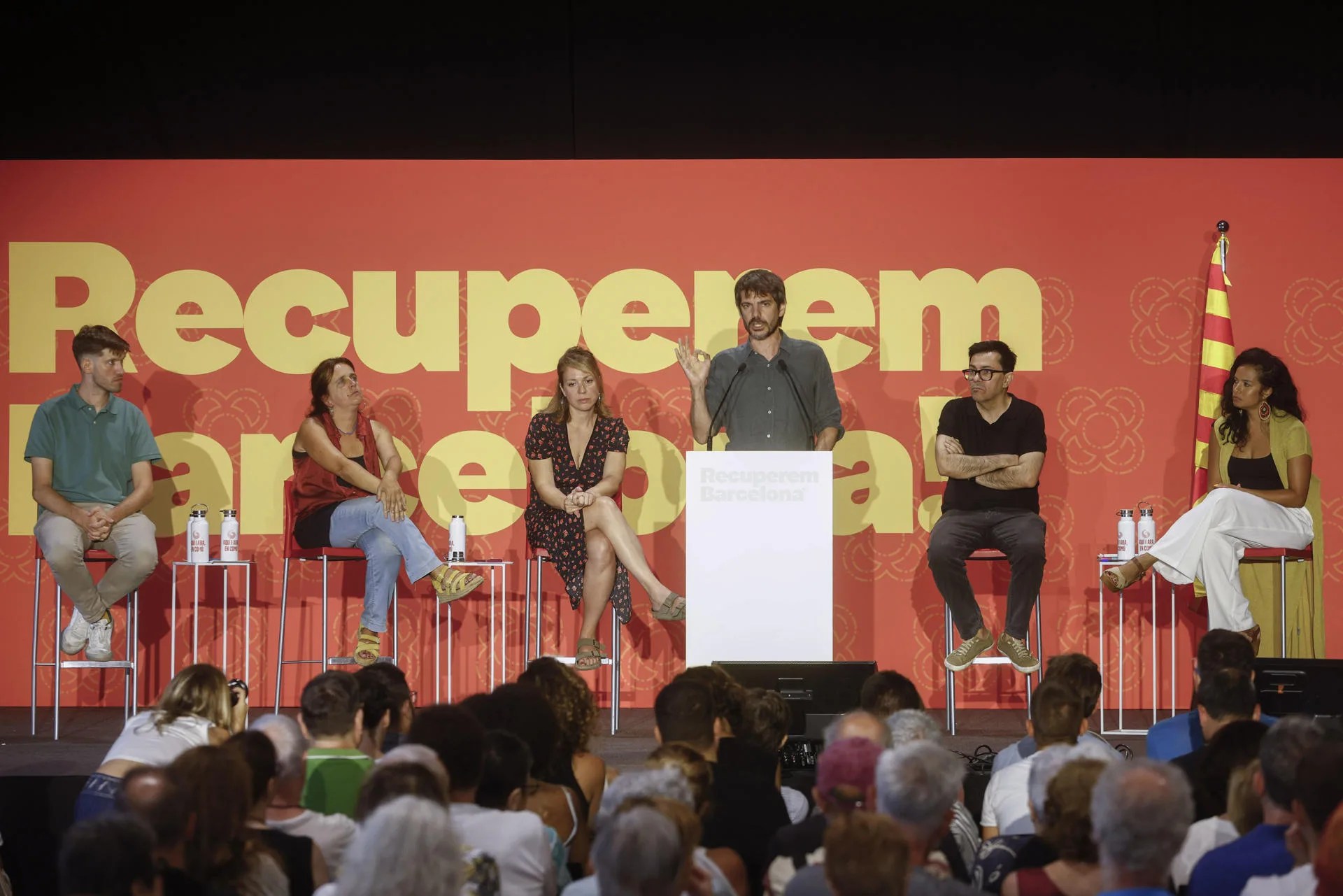 Urtasun avisa al PSOE de que «no es suficiente con resistir sin hacer nada»