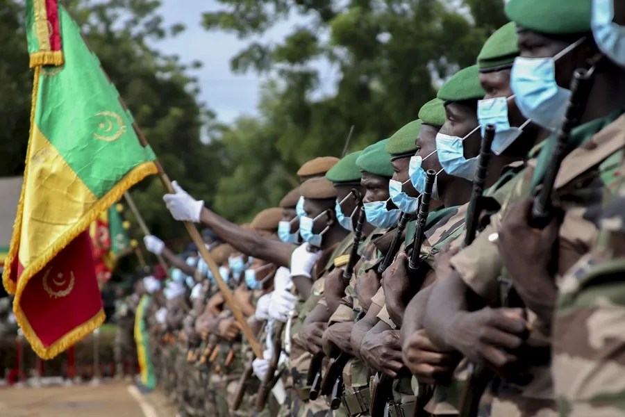 Mali anuncia que frustró un golpe de Estado y detuvo a un ciudadano francés y oficiales de alto rango