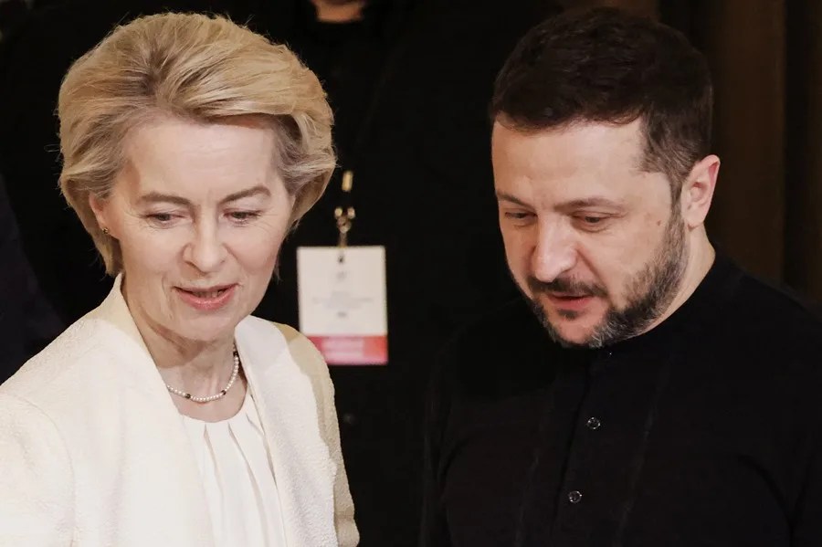 Von der Leyen defiende que no se pueden modificar fronteras sin la participación de Ucrania