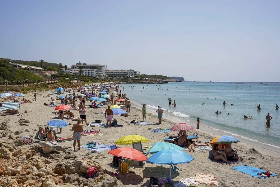 Segunda ola de calor del verano en España: doce comunidades en alerta con temperaturas por encima de los 40 grados