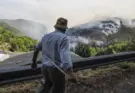Los fuegos activos devoran otras 15.000 hectáreas en Galicia y superan ya las 82.000