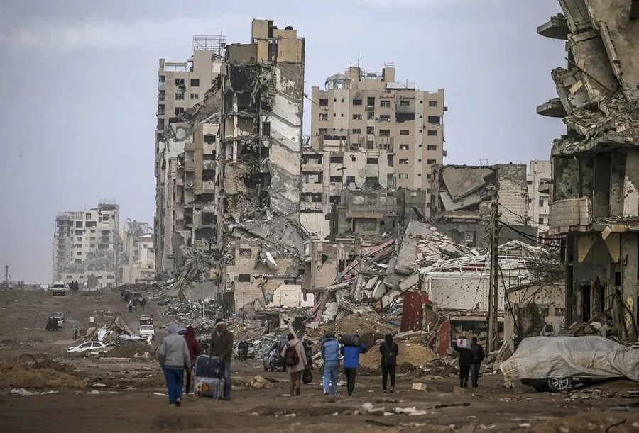 El Ejército israelí ya controla las puertas de la ciudad de Gaza de cara a la invasión