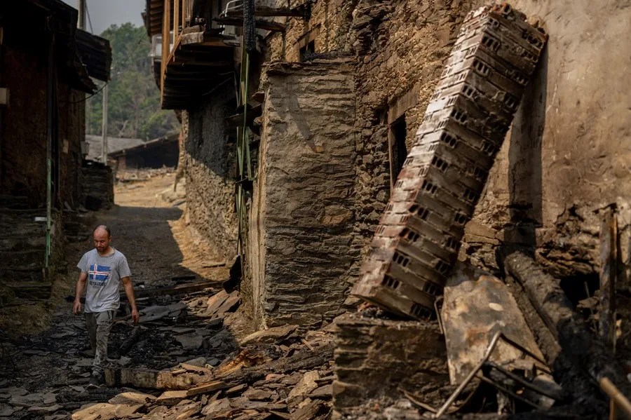 Casi 9 de cada 10 localidades afectadas por los incendios sufren la despoblación