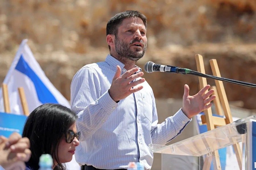 Ministro Israelí aprueba ampliar los asentamientos con miles de viviendas para «enterrar» la idea de un Estado palestino