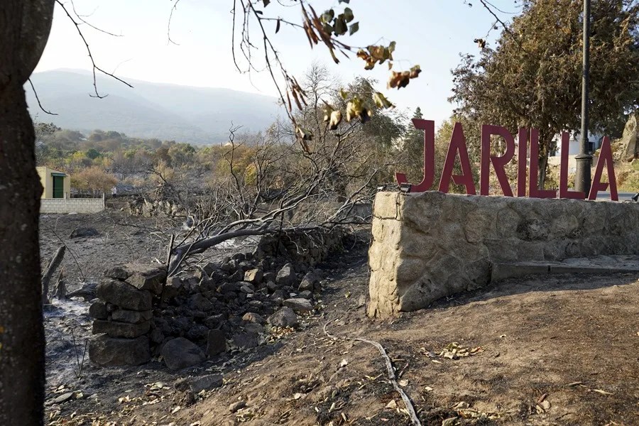 El contingente de Jarilla prevé consolidar el perímetro del incendio en las próximas horas