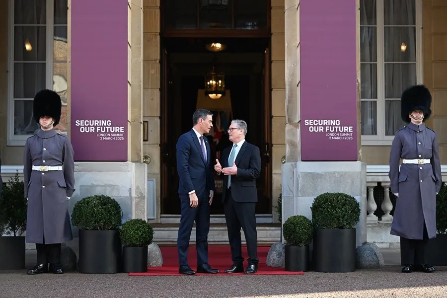 Sánchez y Starmer firman un acuerdo para abrir «una nueva etapa» bilateral entre España y Reino Unido