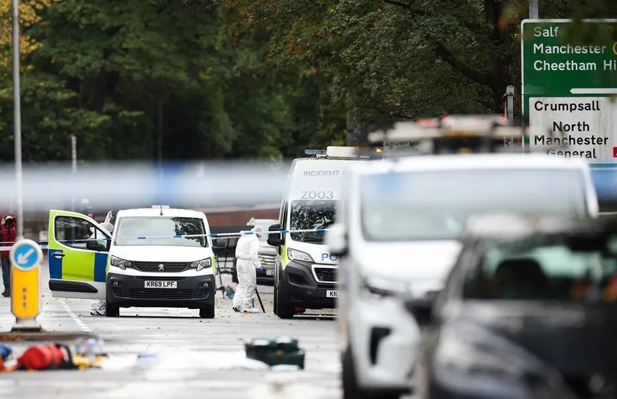 Una de las víctimas del atentado en la sinagoga de Mánchester murió por disparos de la Policía