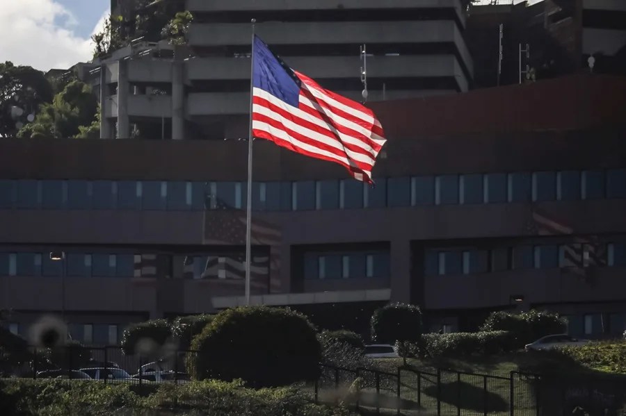 Venezuela alerta a EE.UU. de un plan para colocar «explosivos letales» en su embajada en Caracas