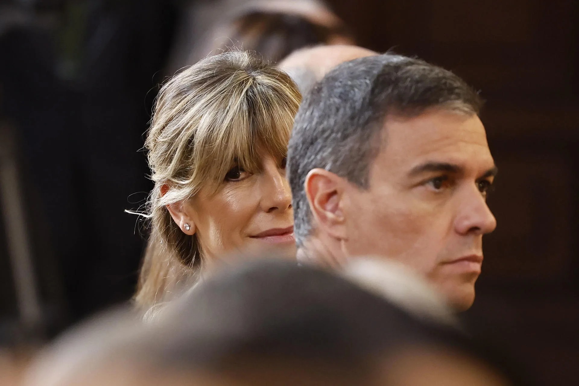 La Fiscalía cree que la «mera relación conyugal» con Pedro Sánchez no basta para investigar a Begoña Gómez