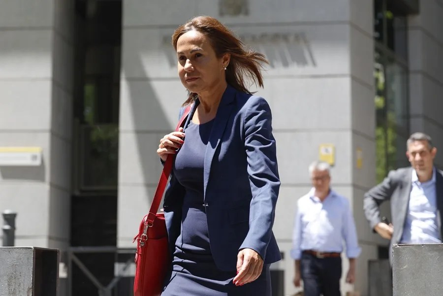 La UCO pide rastrear las cuentas y los datos tributarios de Pardo de Vera y del exdirector de carreteras