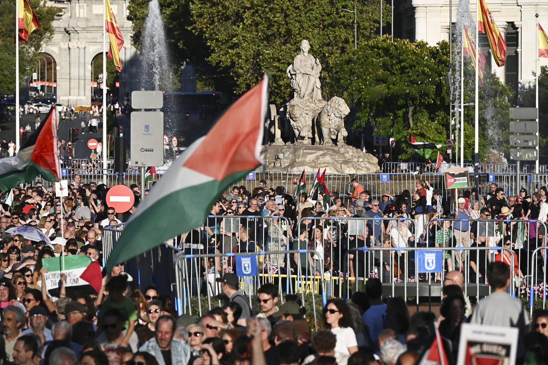 Más de 70 ciudades salen a la calle para exigir el fin del genocidio y apoyar a Palestina