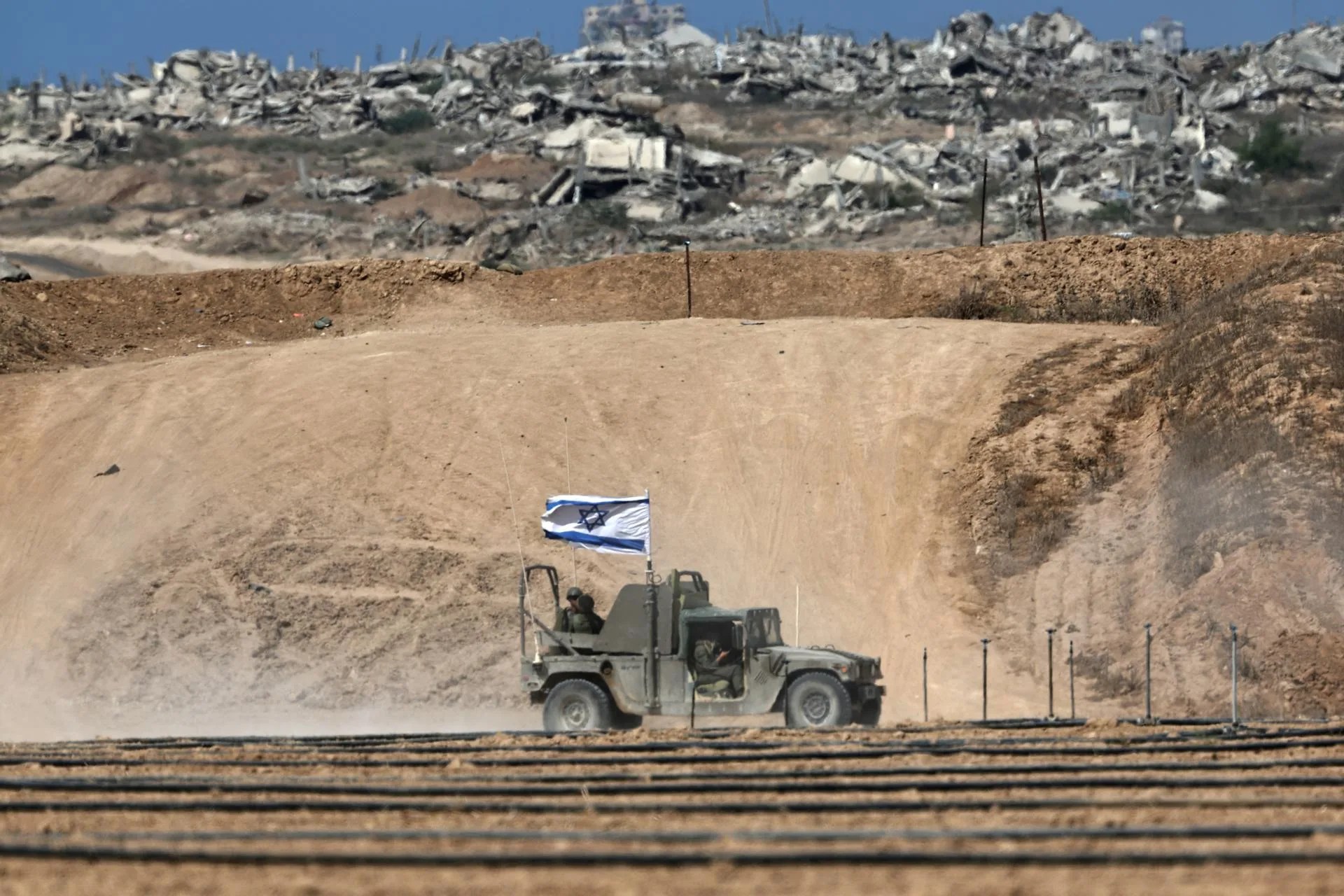 La delegación israelí es «reticente a cooperar» para detener la guerra en Gaza, según una fuente