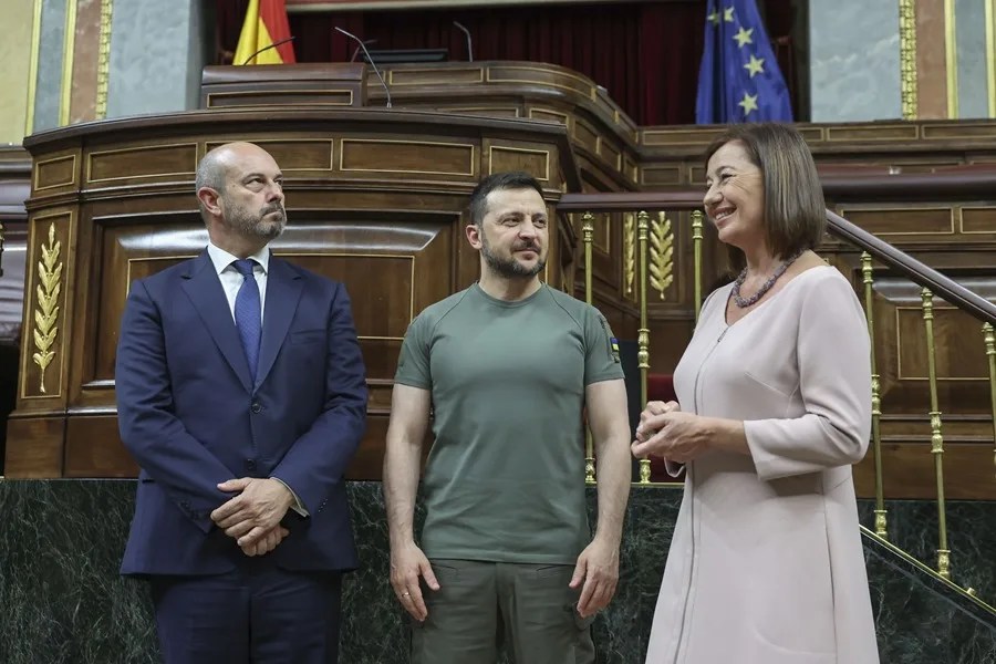 Zelenski sobre su viaje hoy a España: “Esperamos que otro país fuerte incremente su apoyo”
