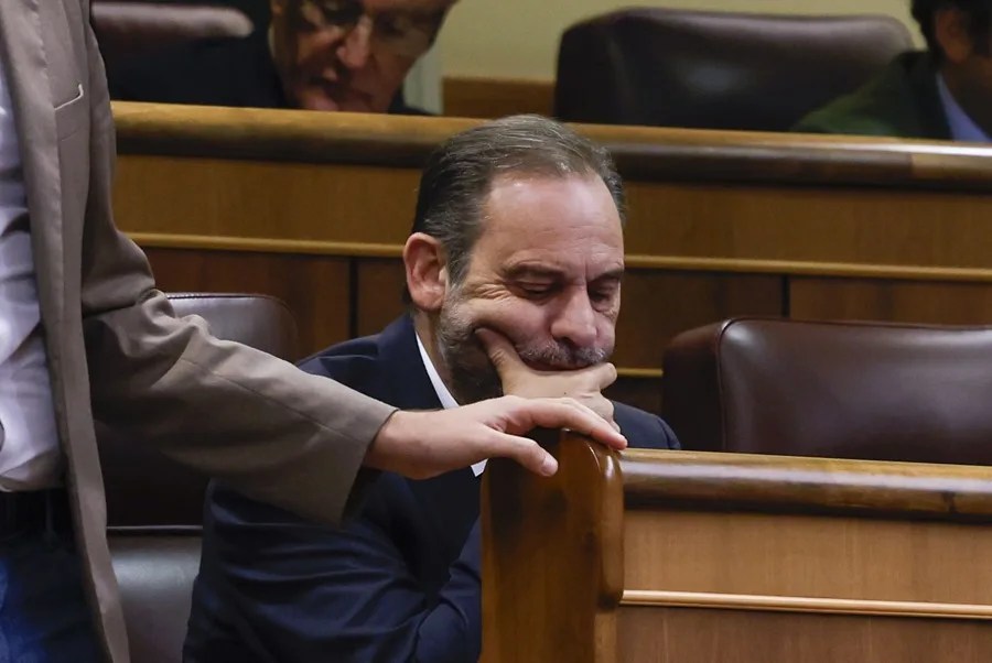 Cerdán y Ábalos mediaron para que Marruecos adjudicara a Acciona un proyecto millonario