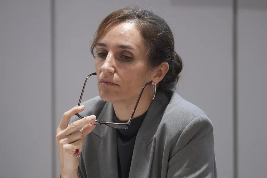 Madrid se niega a crear el registro de objetores del aborto y se remite a los tribunales