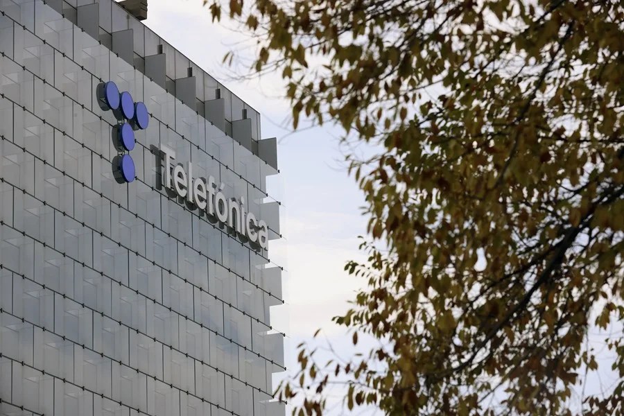 Telefónica presentará un ERE en siete empresas del grupo, aunque no precisa los afectados