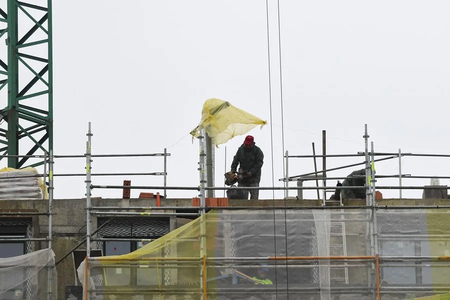 El euríbor sube en diciembre al 2,256 %, pero cae en el año y sigue abaratando hipotecas