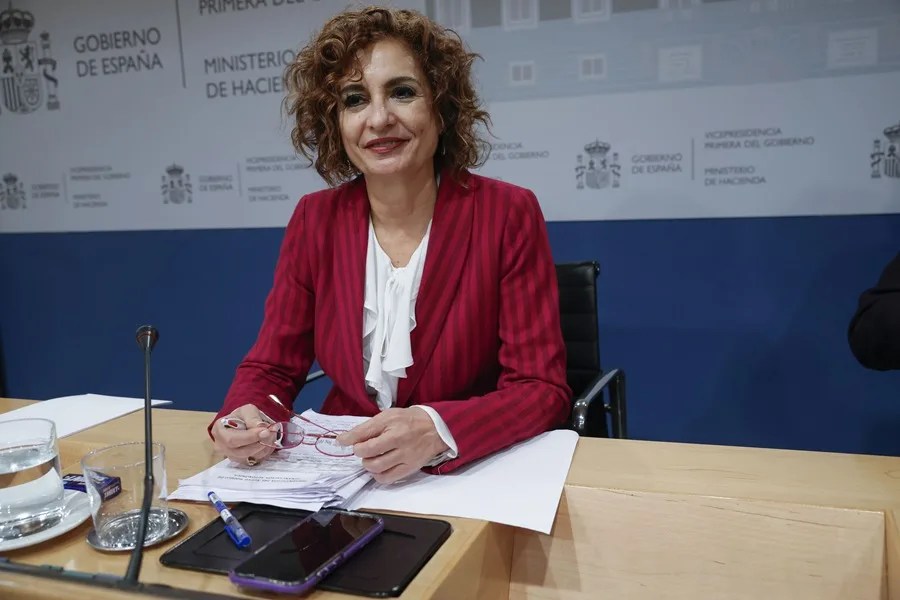 El nuevo modelo de financiación plantea aportar 21.000 millones más a las autonomías elevando la cesión de IRPF e IVA