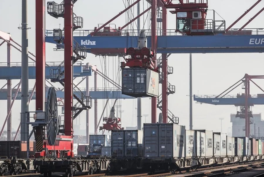 La UE estudia imponer aranceles de 93.000 millones de euros a EEUU, dice ‘Financial Times’