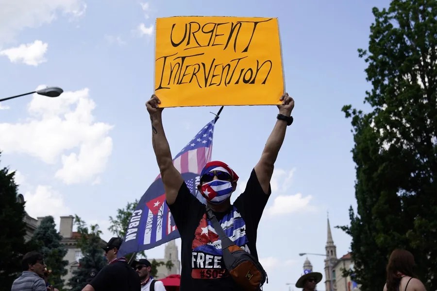 EE.UU. advierte a Cuba que debe realizar «dramáticos cambios muy pronto»