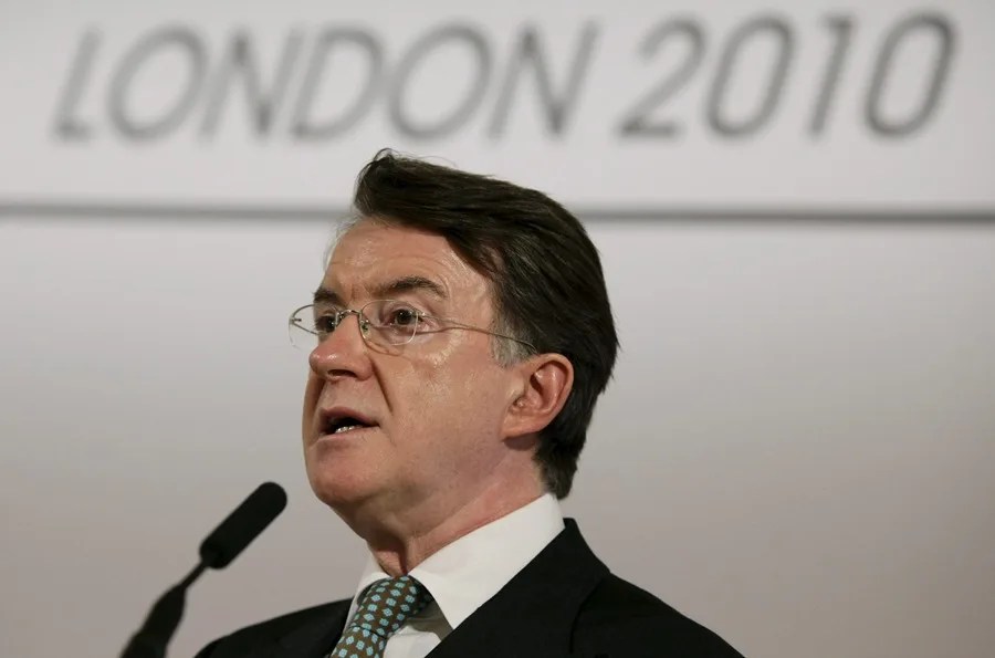 La Policía británica libera bajo fianza al exministro Peter Mandelson tras el interrogatorio