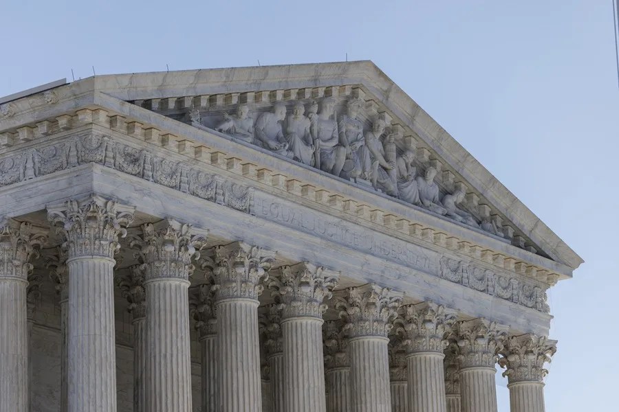 El Tribunal Supremo de EE.UU. invalida los aranceles impuestos por Trump