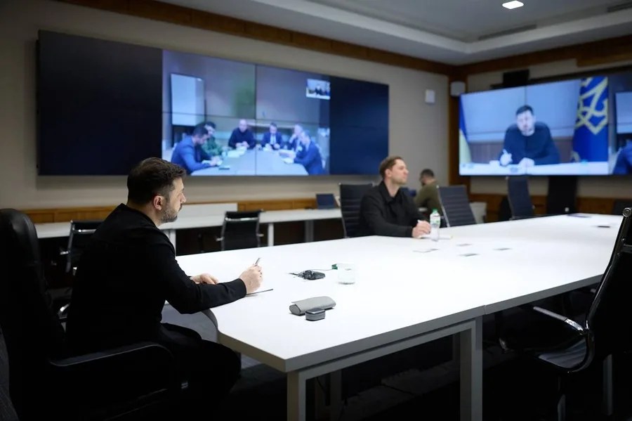 Zelenski anuncia progresos en las negociaciones sobre Ucrania para la verificación de un eventual alto el fuego