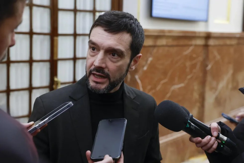 El PSOE respeta la «decisión personal» de Yolanda Díaz mientras en Sumar agradecen su labor